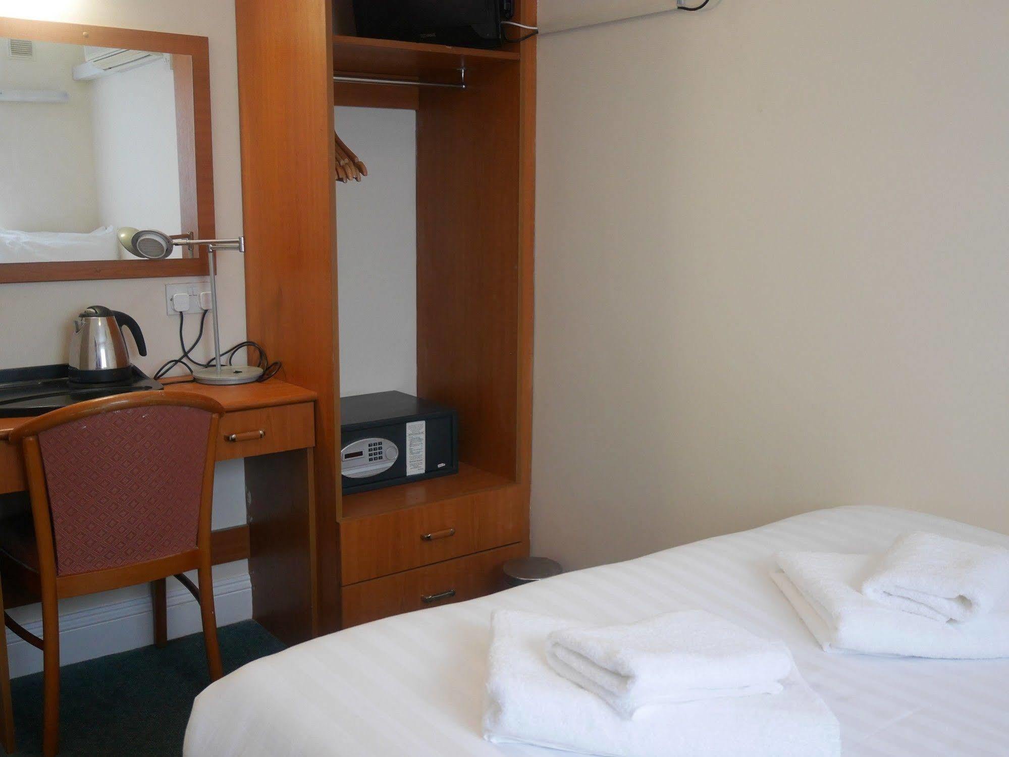 Sk Heathrow Hotel Hayes  Luaran gambar